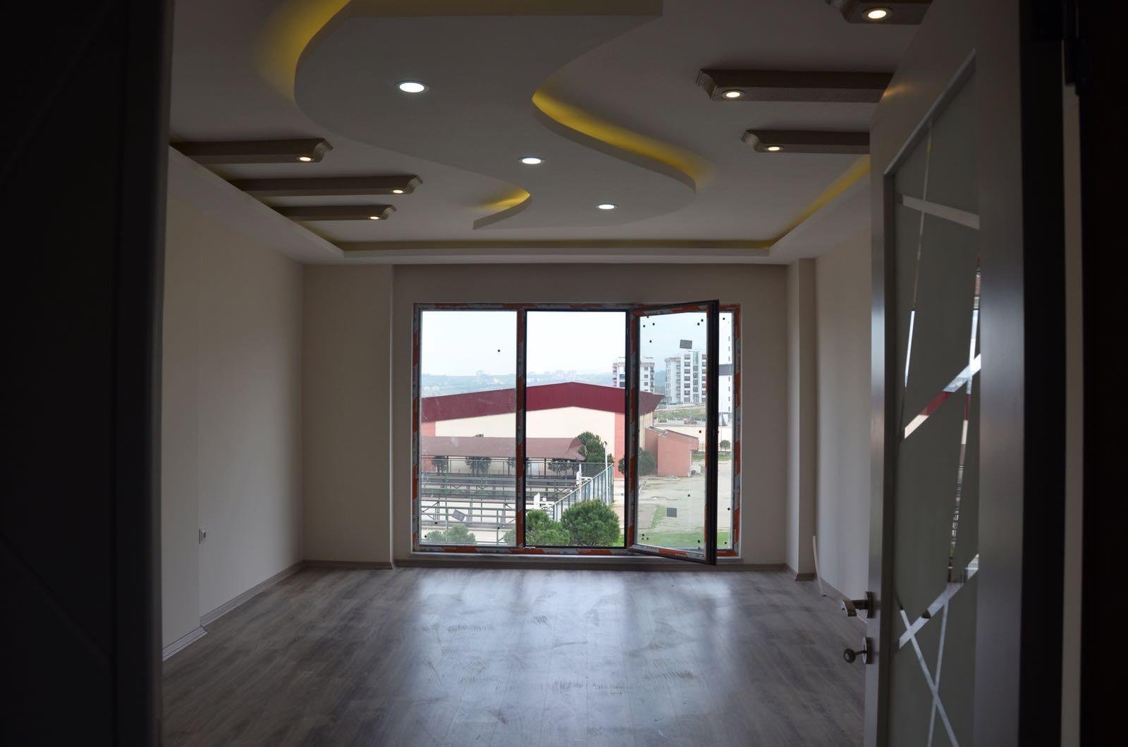 مجمع بورصا - منظر داخلي ١٦